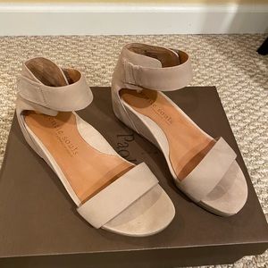 Gentle souls by Kenneth Cole Gianna wedge sandal with ankle strap